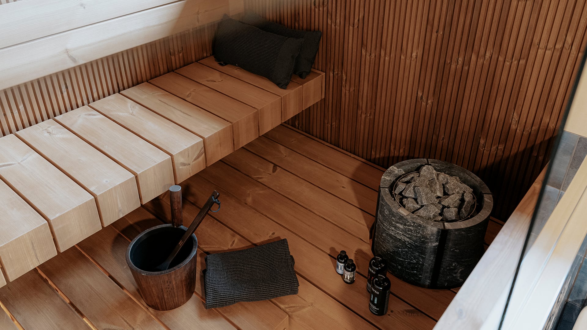 tulikivi-naava-sahkokiuas-villa-tuokio-asuntomessut-2026-66_1920x1080px